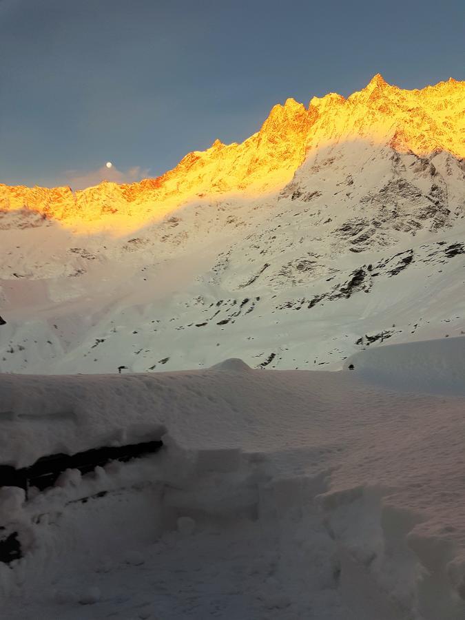 Hotel Meuble Mon Reve Breuil-Cervinia Exteriör bild