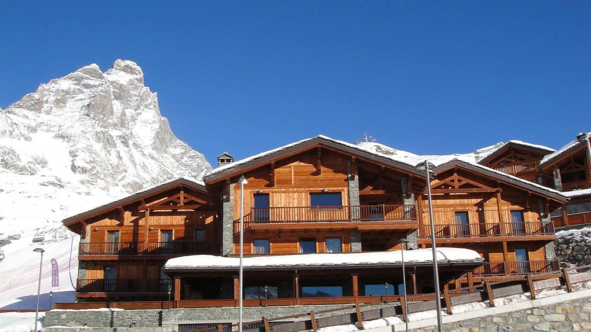 Hotel Meuble Mon Reve Breuil-Cervinia Exteriör bild